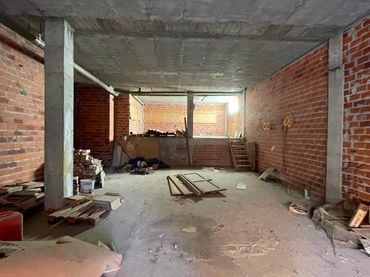 Local comercial en venda a O Feal - Xubia