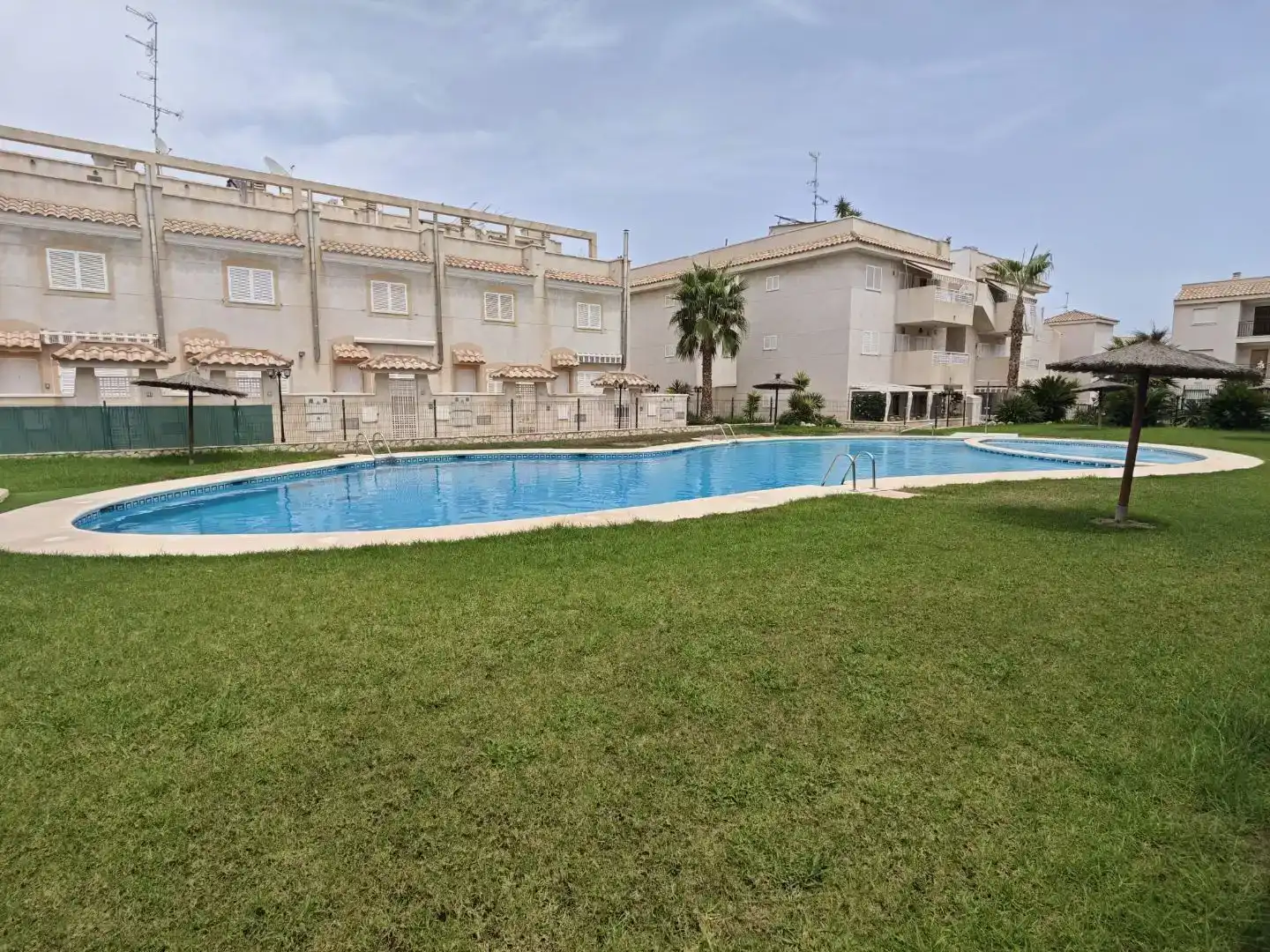 Schwimmbecken von Wohnung zur Miete in Los Collados - Los Geraneos