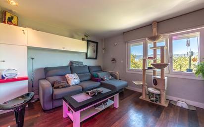 Living room of Flat for sale in Leioa  with Heating, Storage room and Furnished