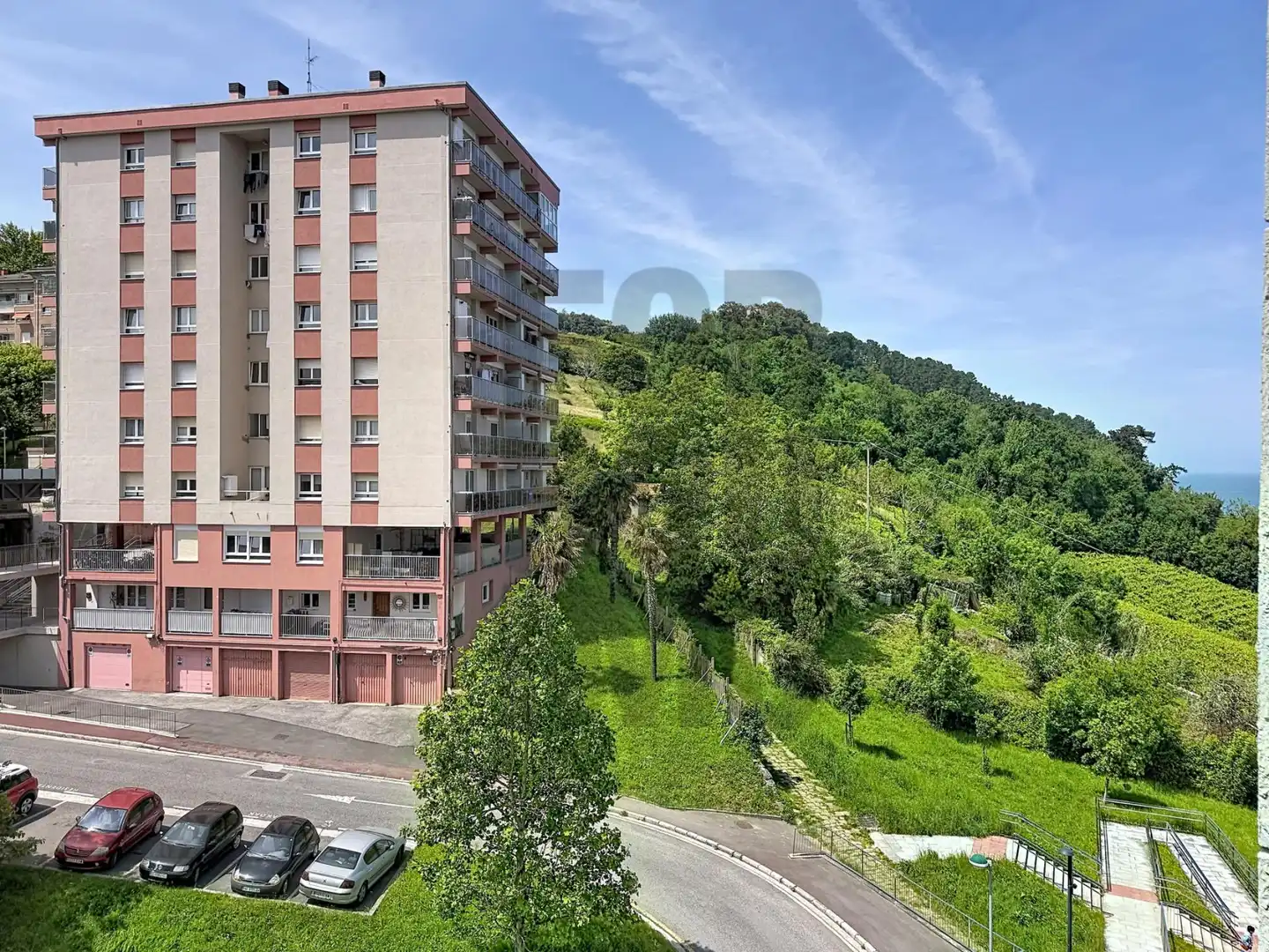 Vista exterior de Piso en venta en Zarautz con Trastero y Balcón