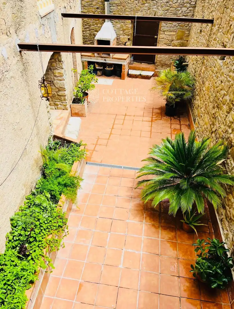 Terraza de Edificio en venta en Camós