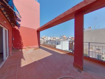 Àtic en venda a Llevant