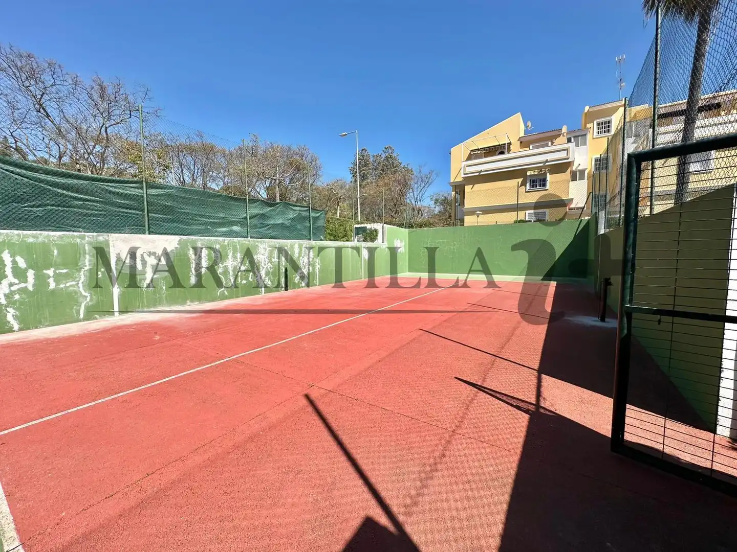 Vista exterior de Planta baixa en venda en Islantilla amb Jardí privat, Terrassa i Moblat