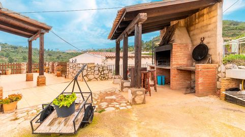 Complejo rural con piscina, terrazas y estudios independientes