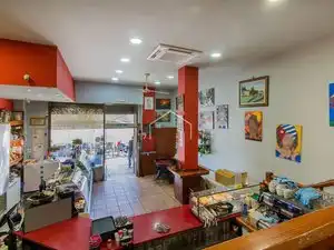 Geschaftsraum zum Verkauf in Badalona mit Klimaanlage, Heizung und Terrasse