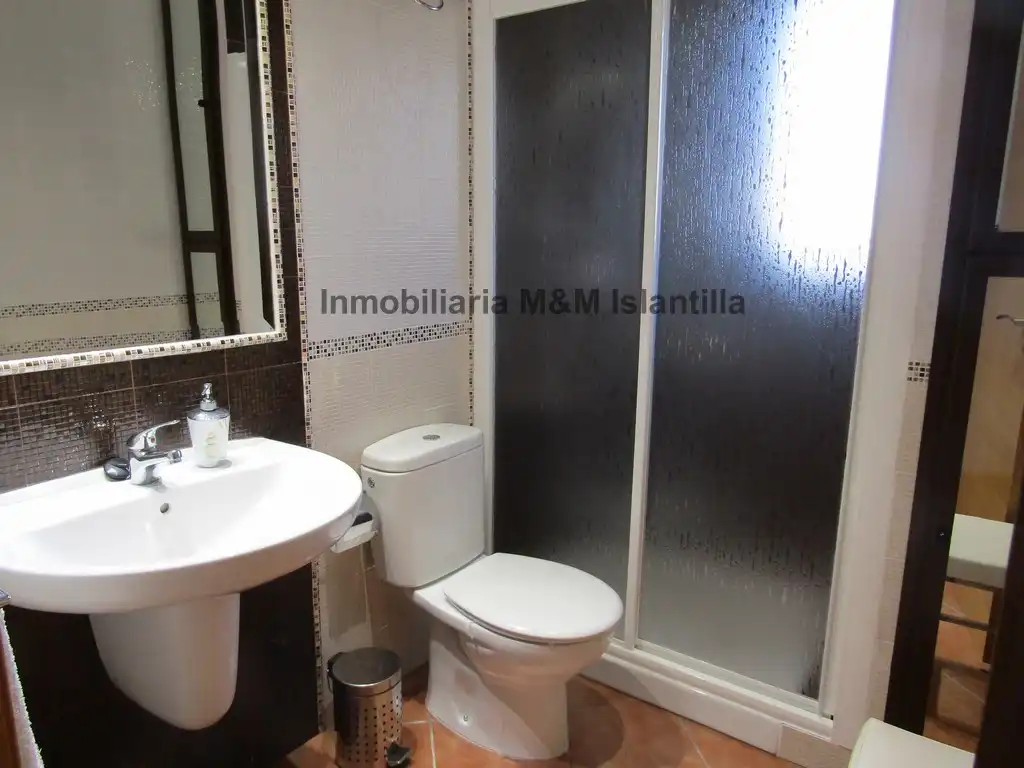 Baño de Casa o chalet en venta en Ayamonte con Jardín privado, Terraza y Amueblado
