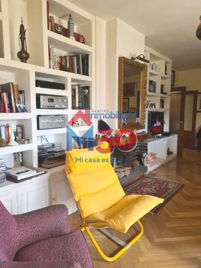 Sala de estar de Piso en venta en Miranda de Ebro con Calefacción, Parquet y Terraza