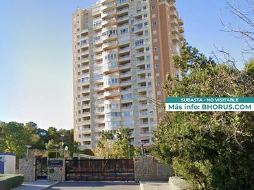 Wohnung mit Pool zum Verkauf in PRESIDENTE ADOLFO SUAREZ 18
