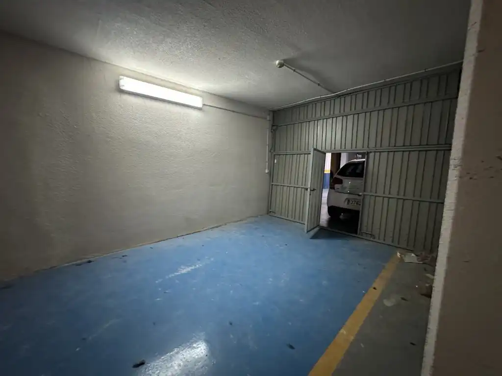 Garage zum Verkauf in  Logroño