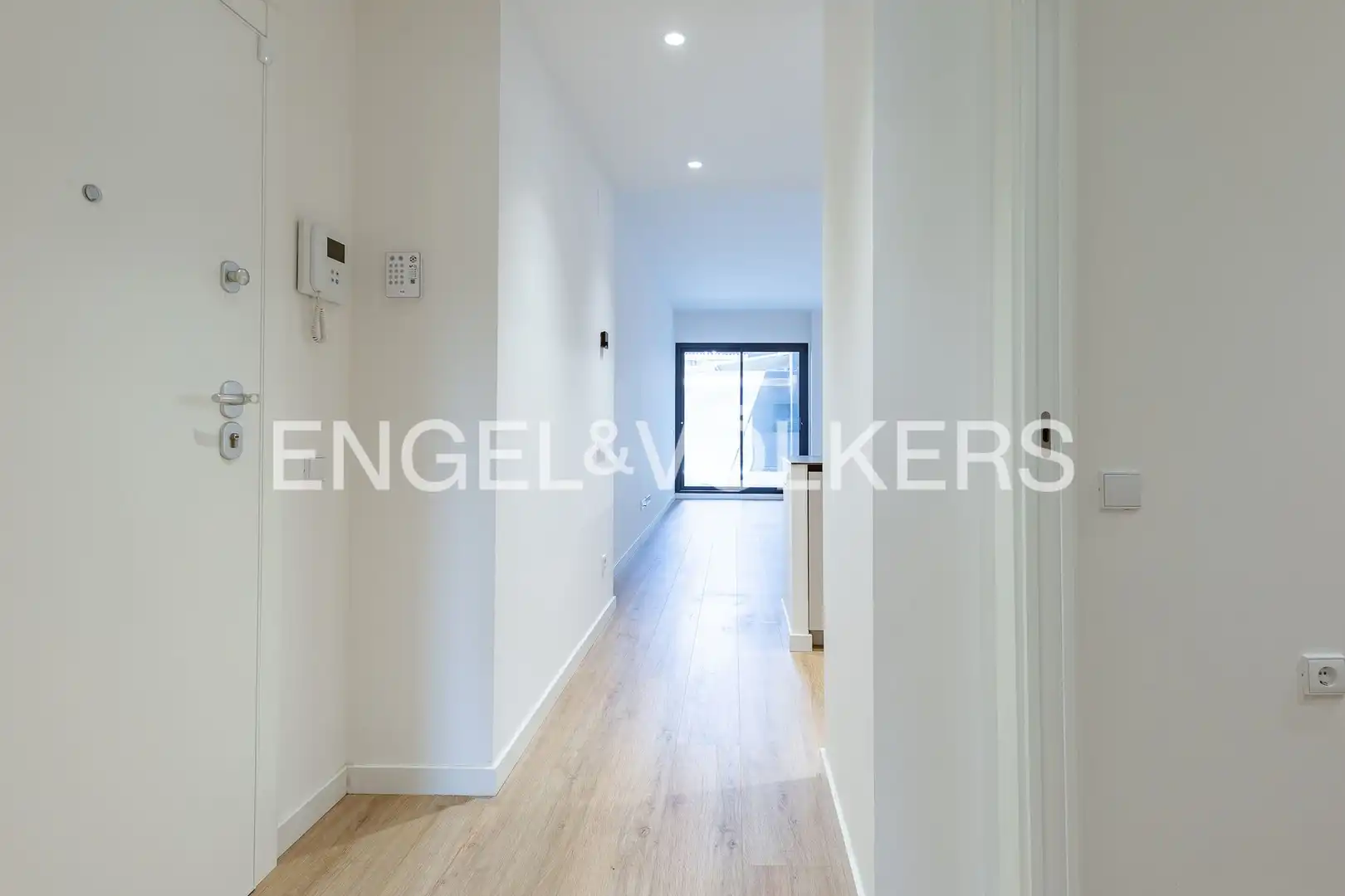 Ground floor for rent in Badalona  with Heating, Parquet flooring and Terrace