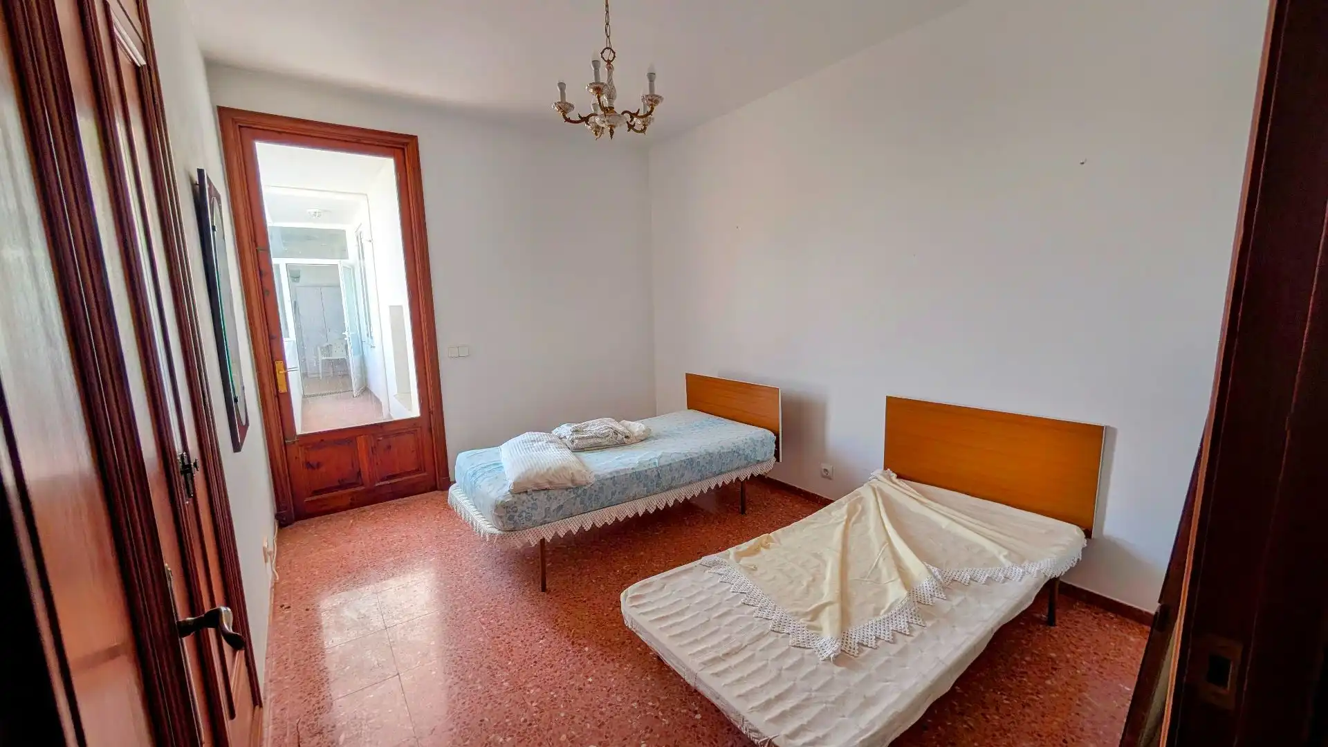 Habitación de Piso de alquiler en Alaior con Jardín privado y Amueblado