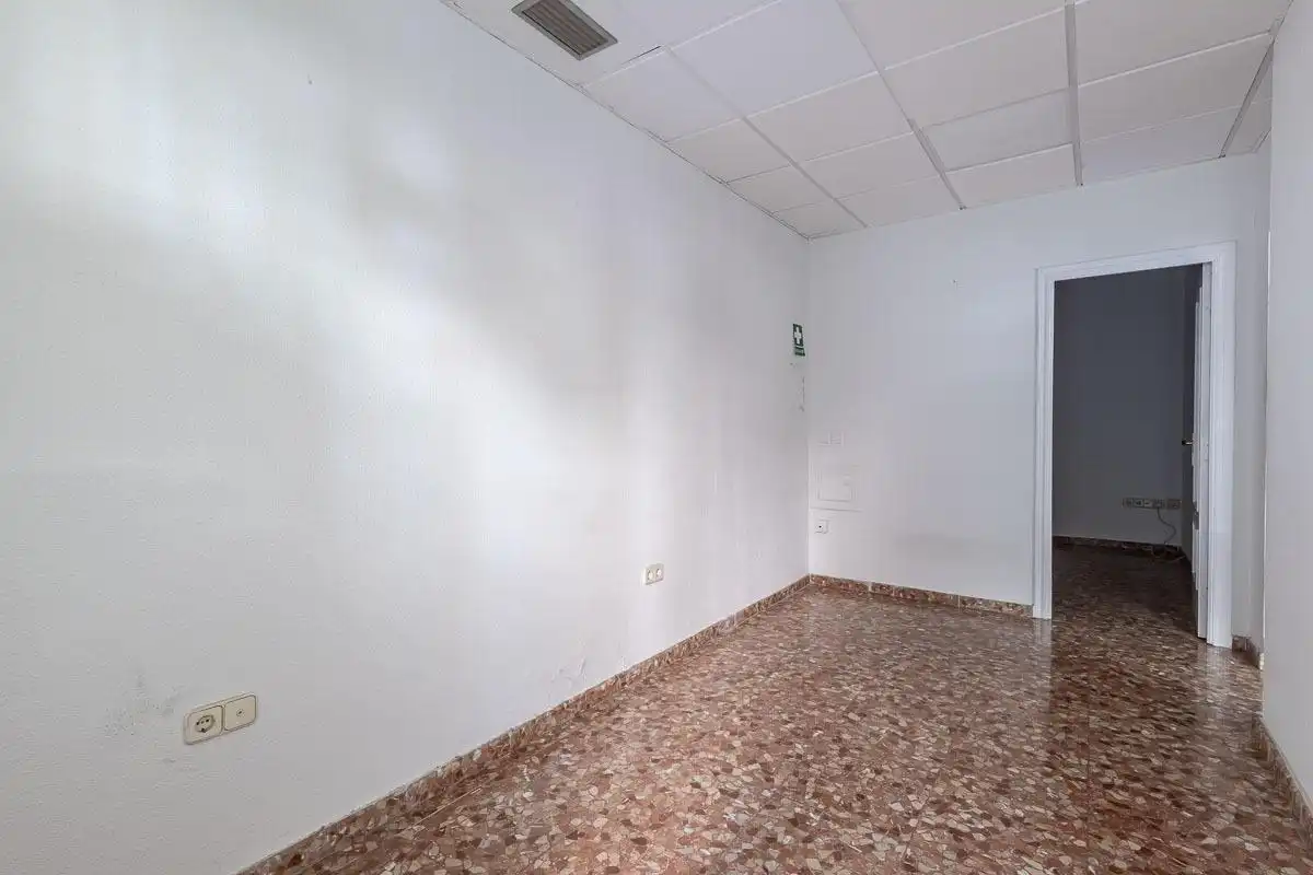 Commercial properties for rent in Granada