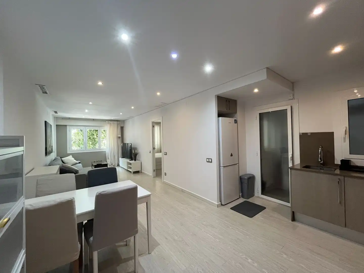 Flat for sale in Barcelona  with Air Conditioner, Heating and Furnished