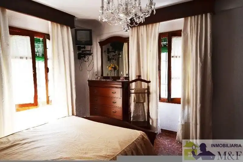 Habitación de Piso en venta en Palma del Río con Aire acondicionado, Trastero y Amueblado