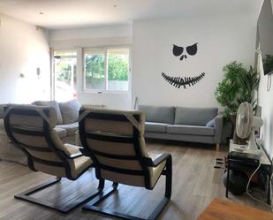 Sala d'estar de Pis per a compartir en Pozuelo de Alarcón amb Aire condicionat i Terrassa