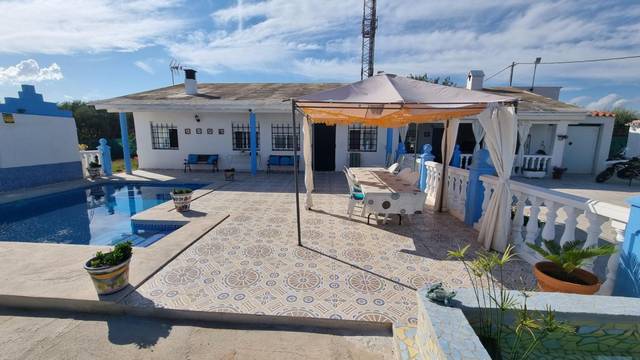 Casa-chalet en Venta en CUADRA LA TORTA en Ciutat del Transport - La Salera