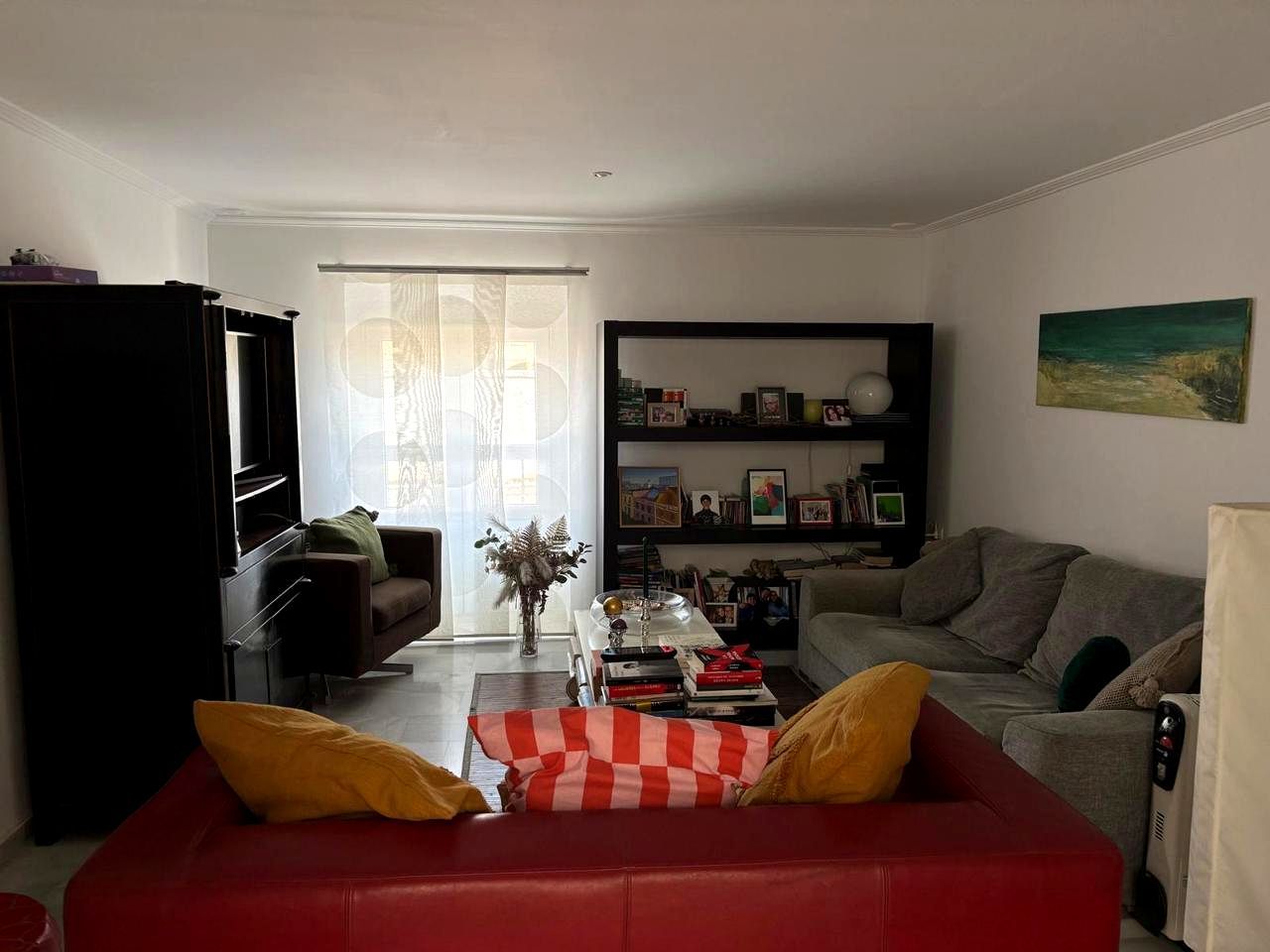 Living room of Flat for sale in  Cádiz Capital  with Storage room and Balcony