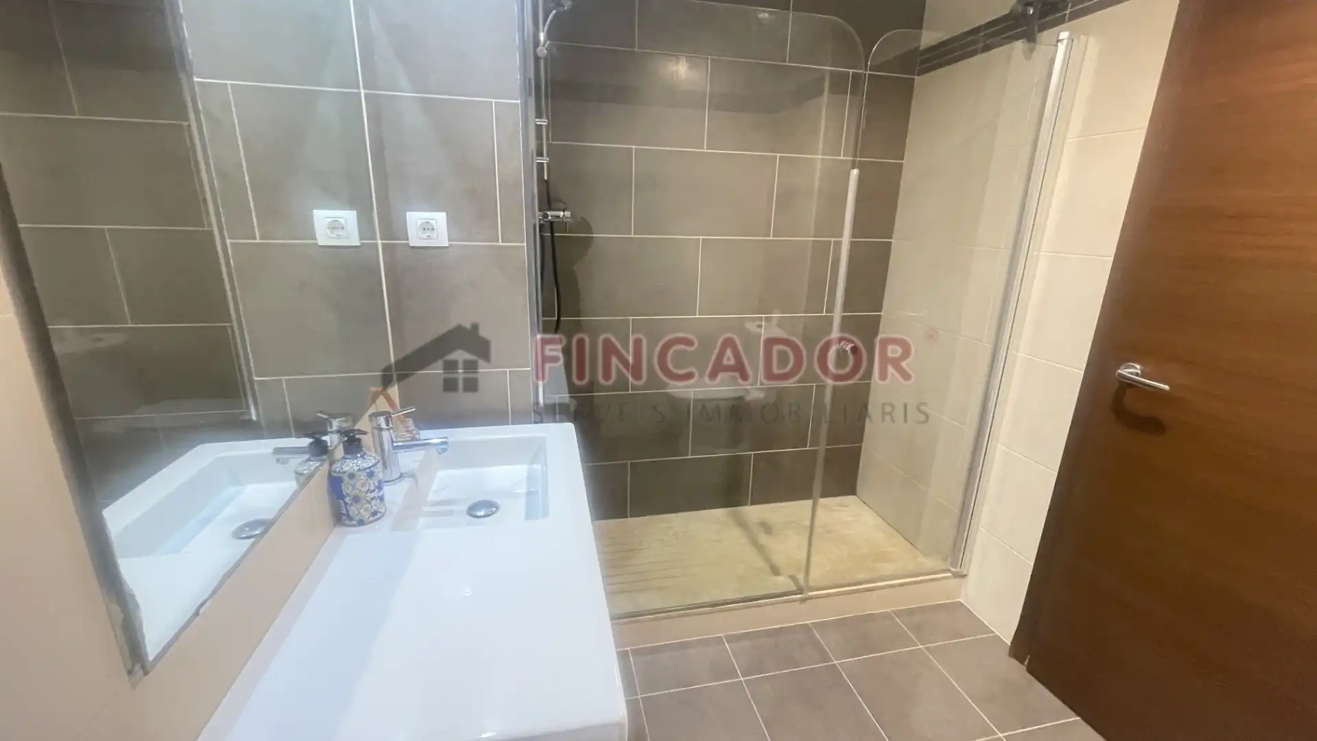 Appartamento con terrazza in vendita a Carrer del Doctor Ferran, imagen 28