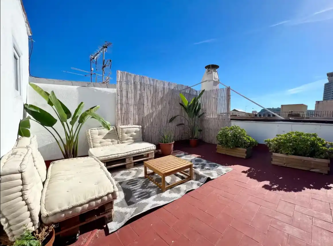 Terrasse von Wohnung zum Verkauf in Barcelona mit Parkett, Terrasse und Abstellraum