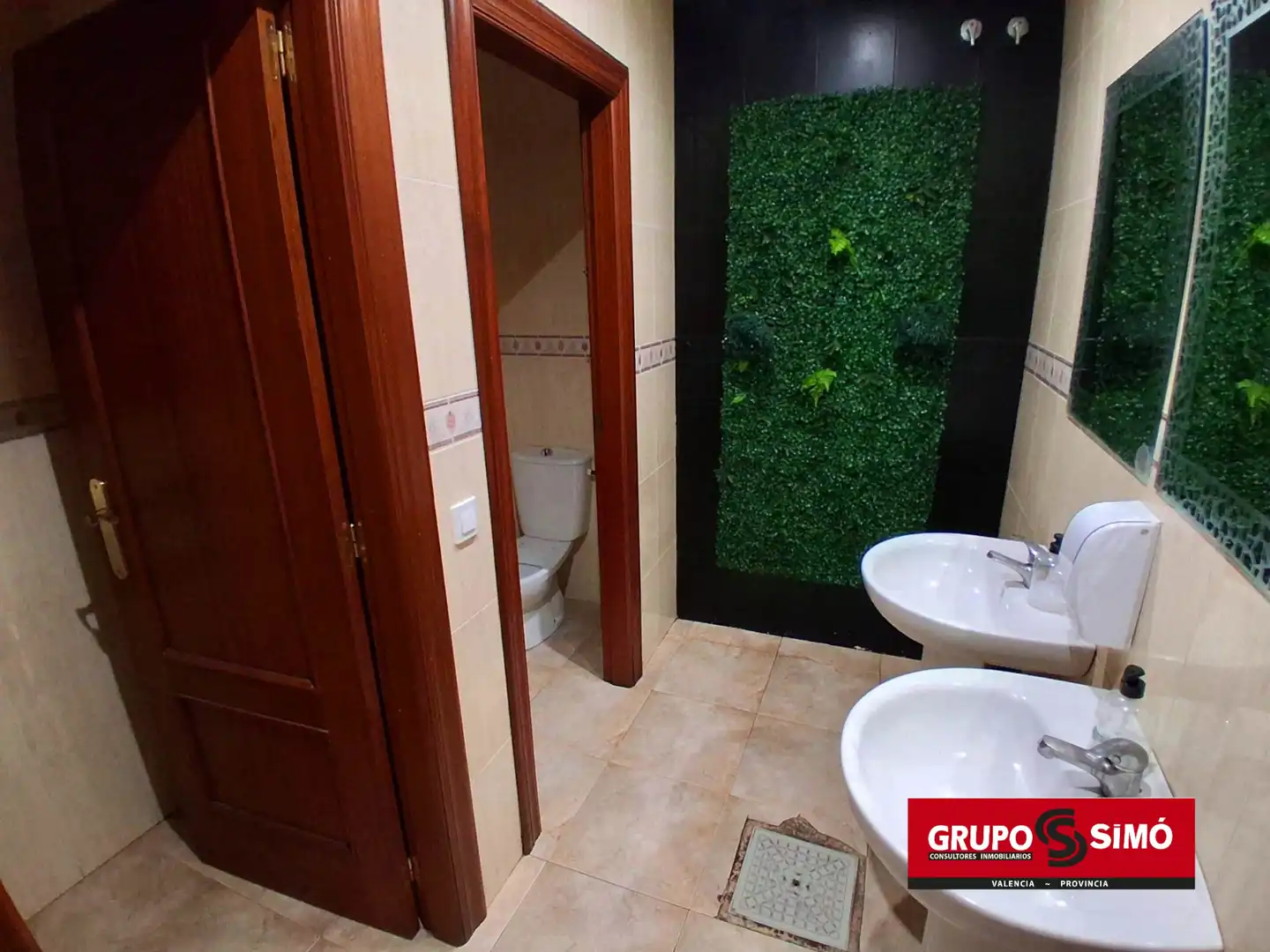 Local comercial en traspàs a Avinguda Lluís Santàngel, imagen 6