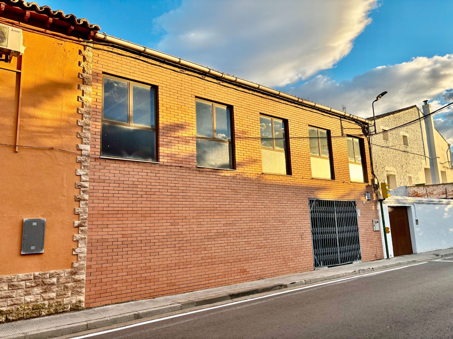 Exterior view of House or chalet for sale in Gelsa