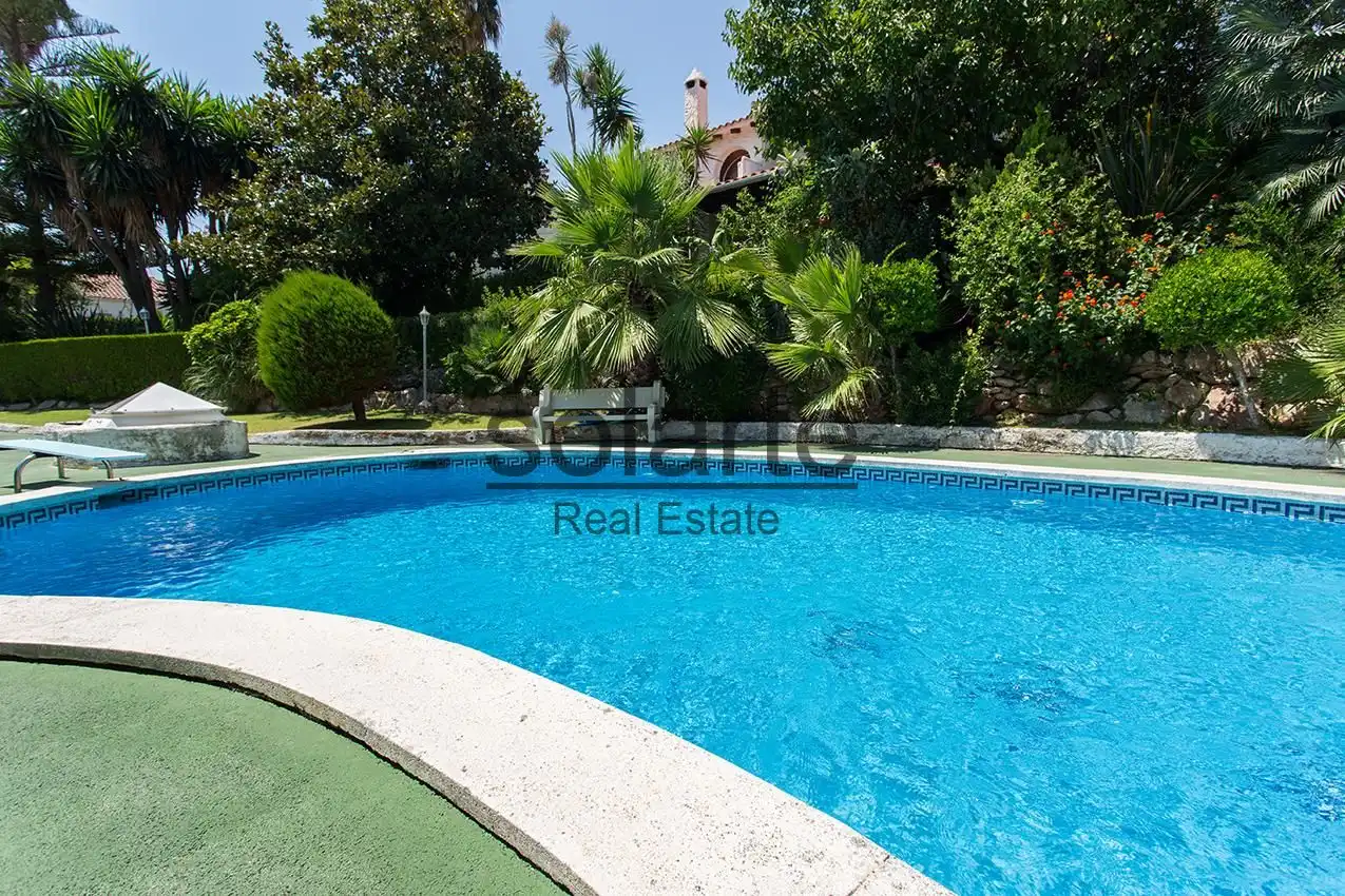 Jardí de Casa o xalet en venda en Cunit amb Balcó i Piscina comunitària