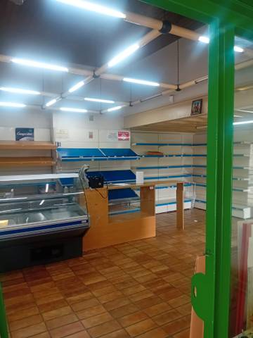 Local comercial en Alquiler en Calle Monasterio de Iharte, 1 en San Juan