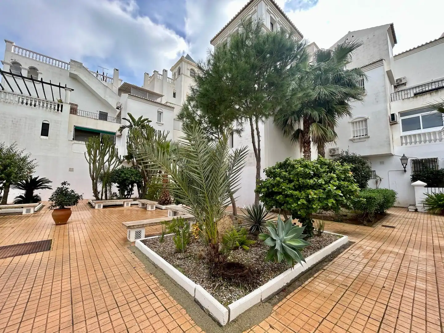 Garden of Attic for sale in Roquetas de Mar  with Private garden, Terrace and Furnished