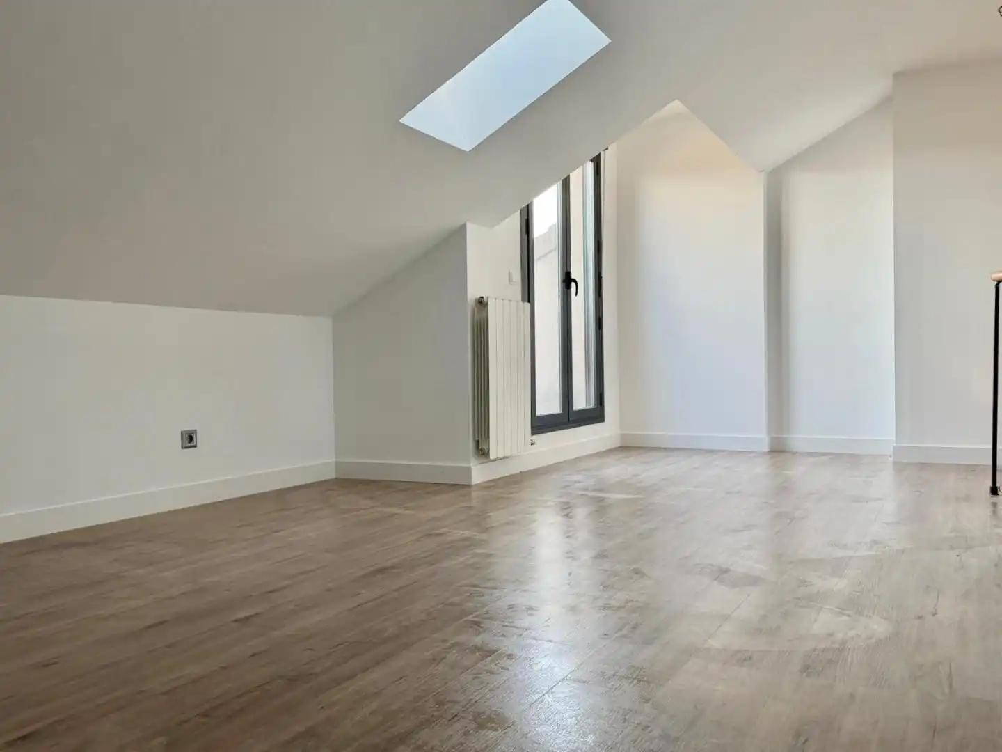 Habitación de Piso en venta en Villanueva de Gállego con Terraza, Trastero y Amueblado