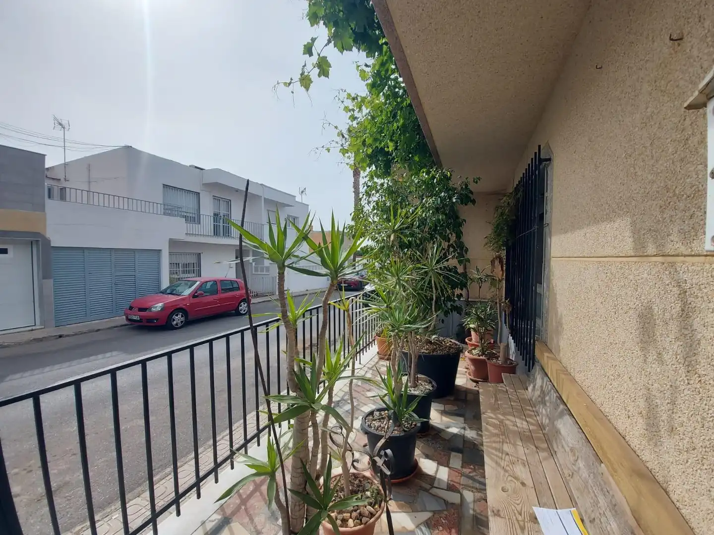 Außenansicht von Maisonette zum Verkauf in El Ejido mit Terrasse, Abstellraum und Balkon