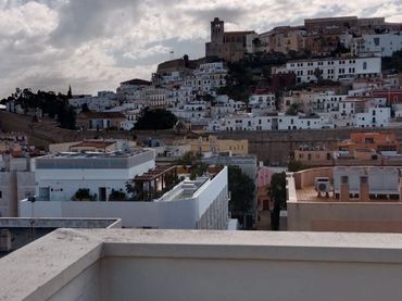Attico con ascensore in vendita a Avinguda de Bartomeu de Roselló 5