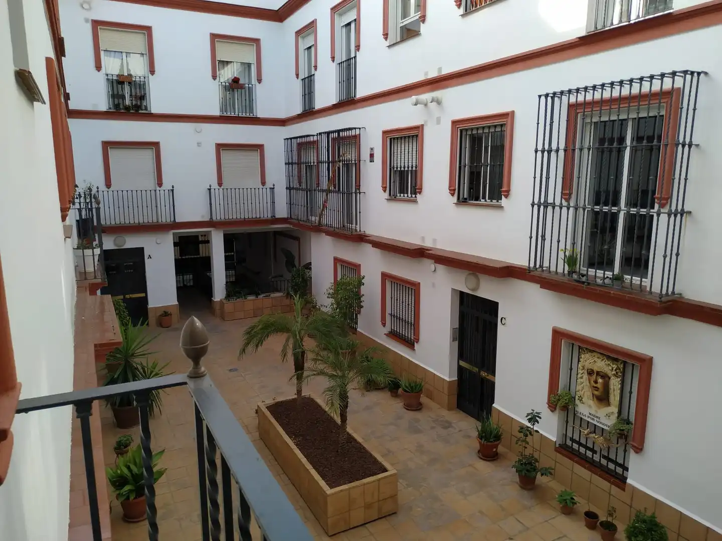 Vista exterior de Pis de lloguer en Sevilla amb Aire condicionat, Calefacció i Moblat