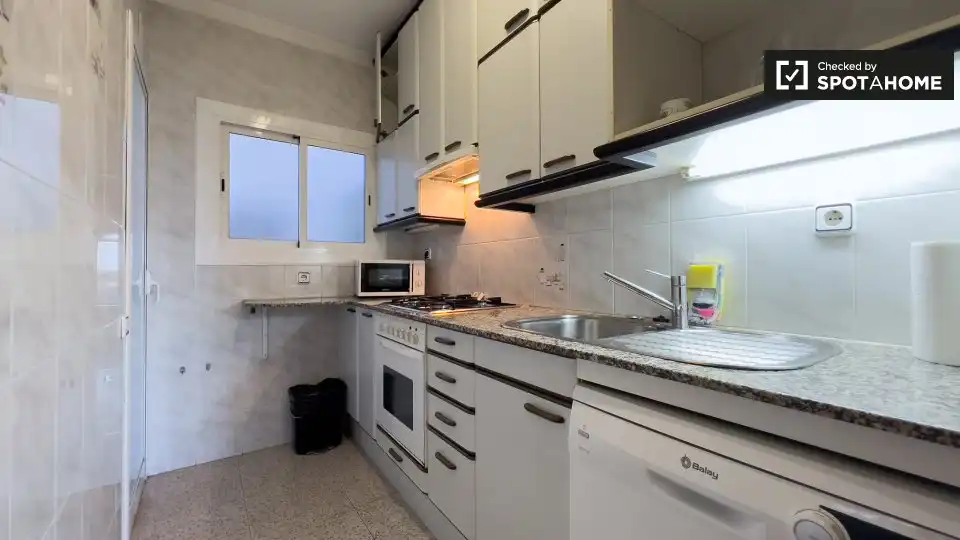 Room in Sant Andreu de Palomar