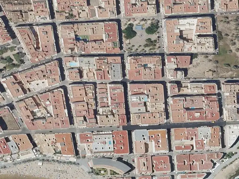 Piso en venta en Calle PEDRO LORCA, N º 150, Planta 5º, Puerta DR.(C), Edificio AMARION Registralmente situada en el edificio Amarion, calle Prolongación de Don Pedro Lorca esquina calle Bergantín, planta 5ª o ático,, imagen 2