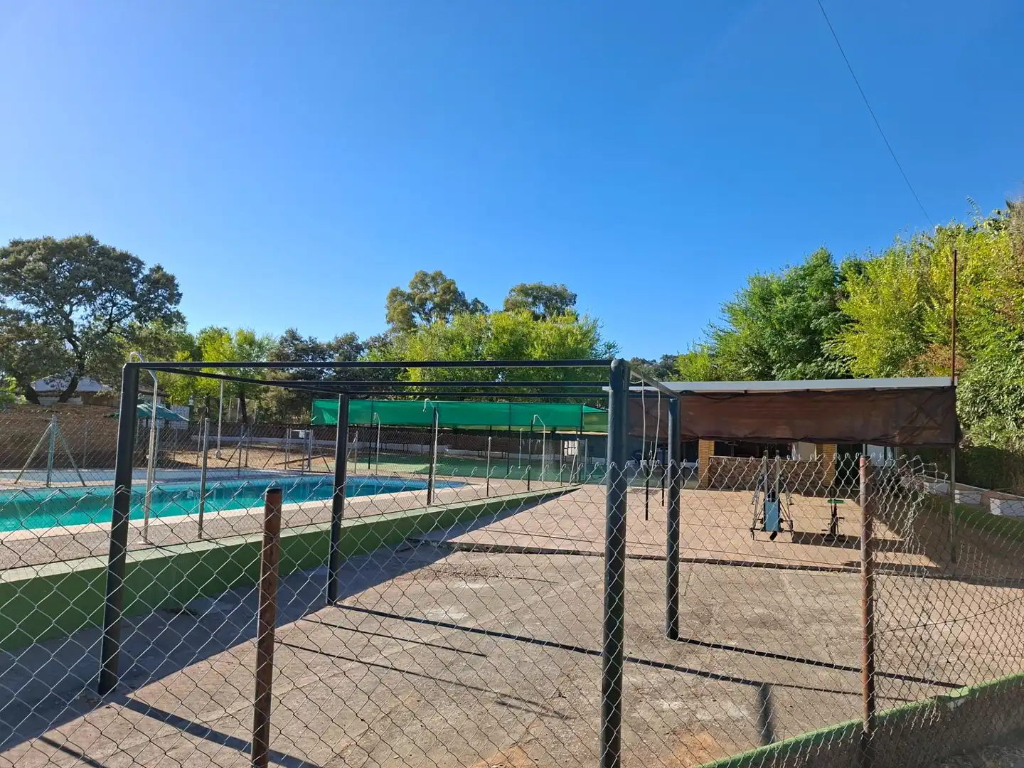 Piscina de Casa o chalet en venta en Guillena con Aire acondicionado, Jardín privado y Terraza
