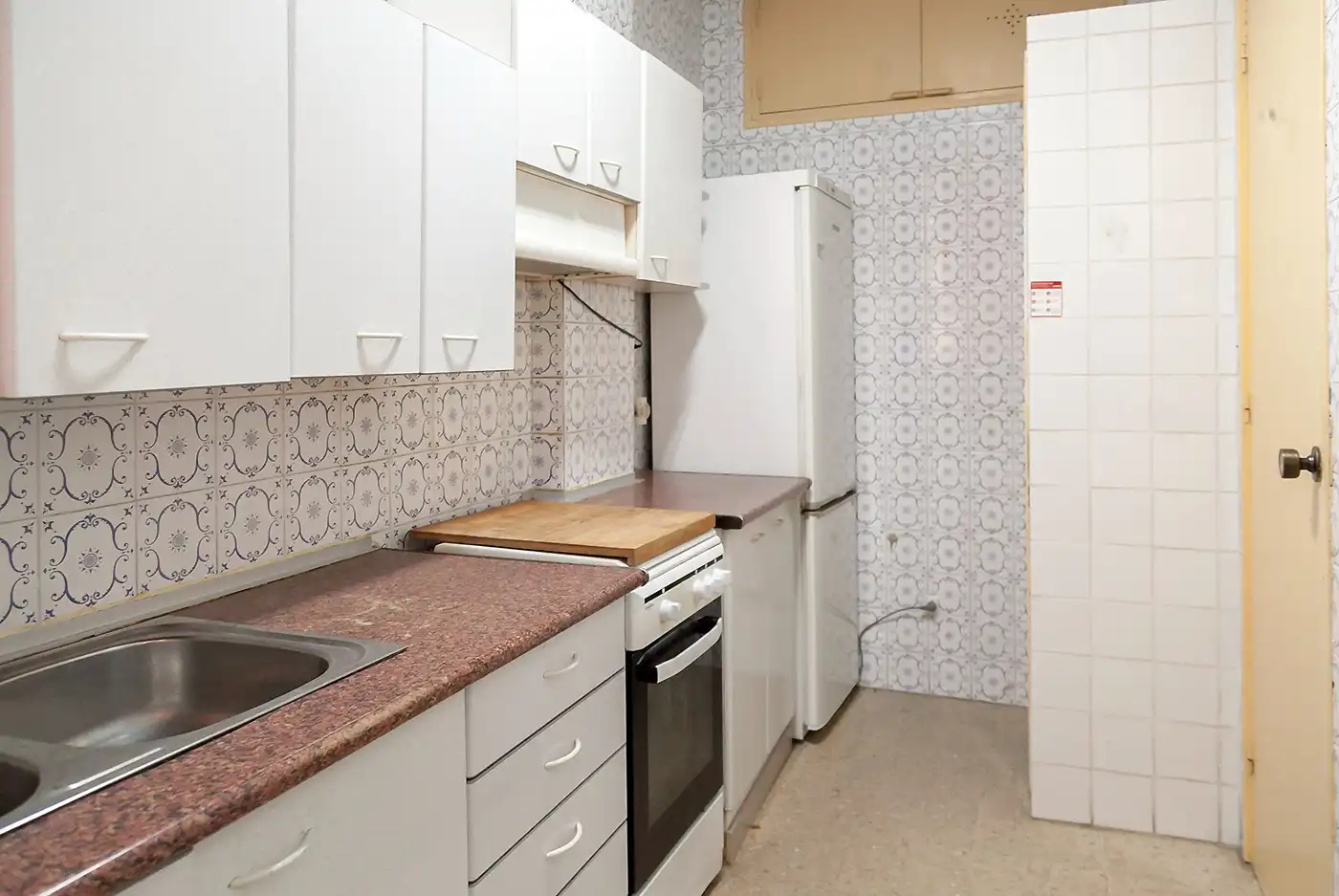 Cocina de Piso en venta en Barcelona con Balcón y Alarma