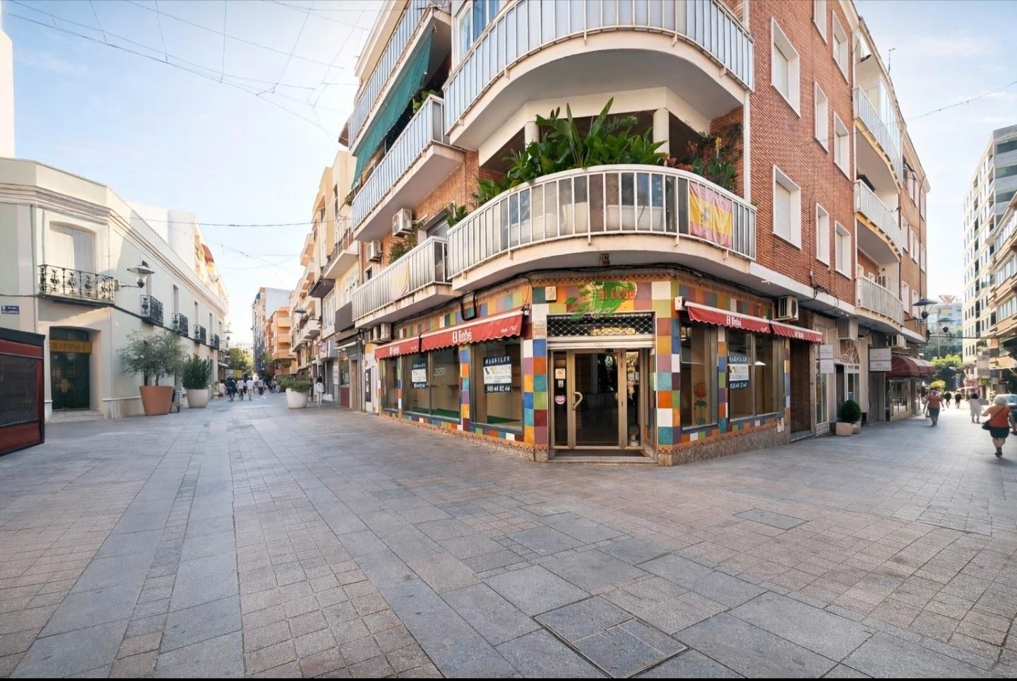 Local de lloguer en Puertollano amb Aire condicionat, Parquet i Moblat