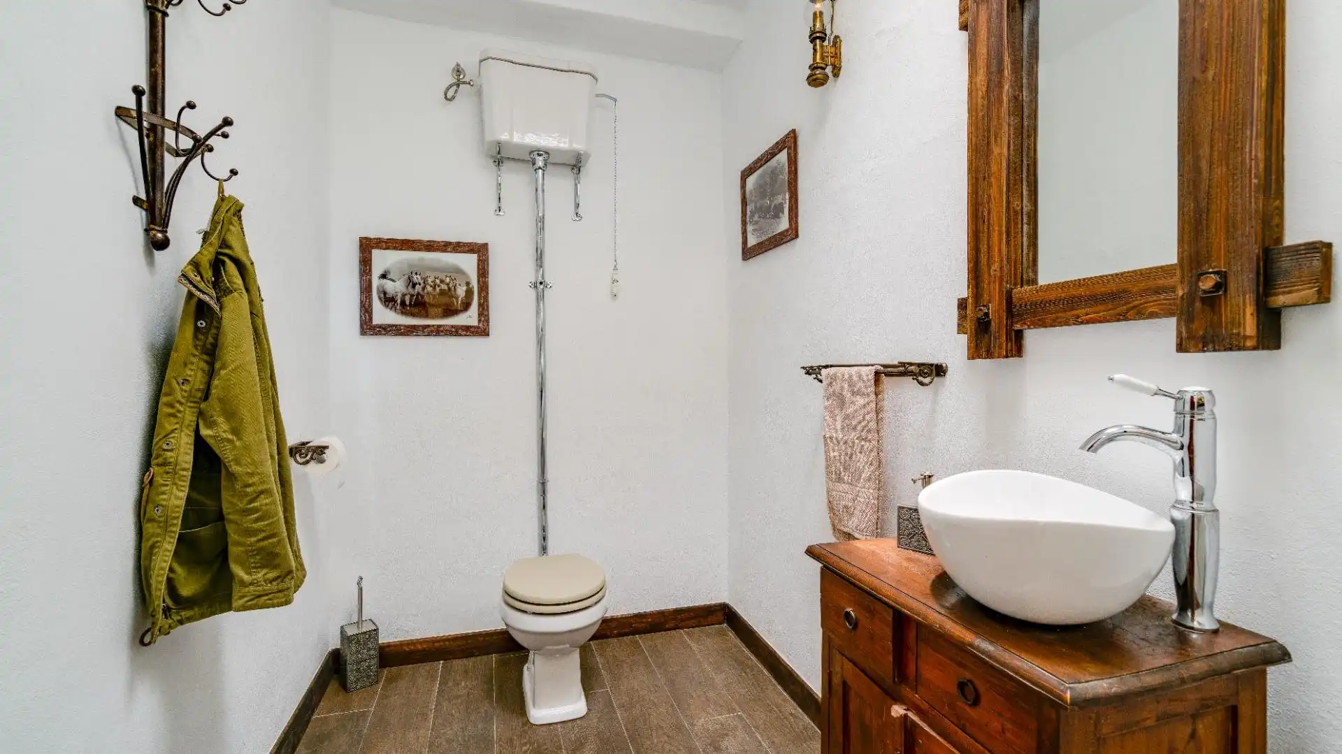 Baño de Casa o chalet en venta en Alhaurín El Grande con Jardín privado y Piscina comunitaria