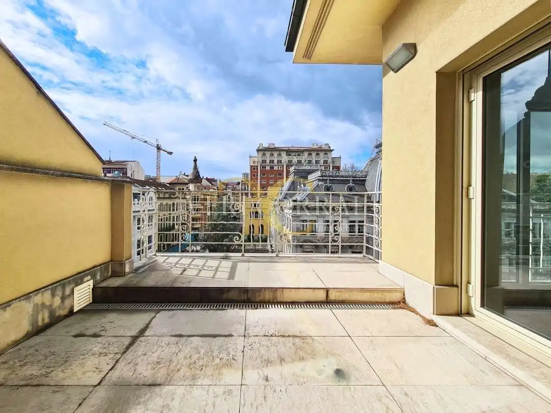 Terrace of Flat for sale in Oviedo   with Heating, Terrace and Storage room