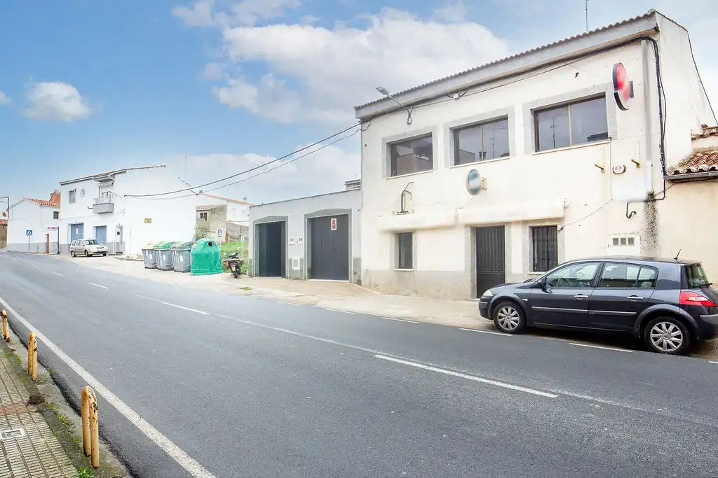 Local commercial à vendre à C/ Miguel Hernández, imagen 3