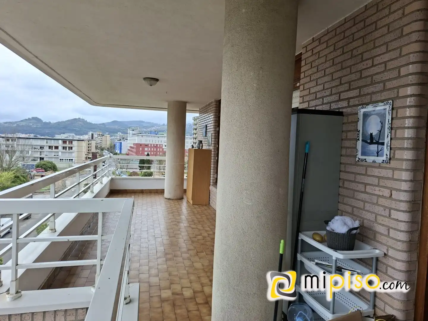 Terrassa de Pis de lloguer en Laredo amb Calefacció, Terrassa i Piscina