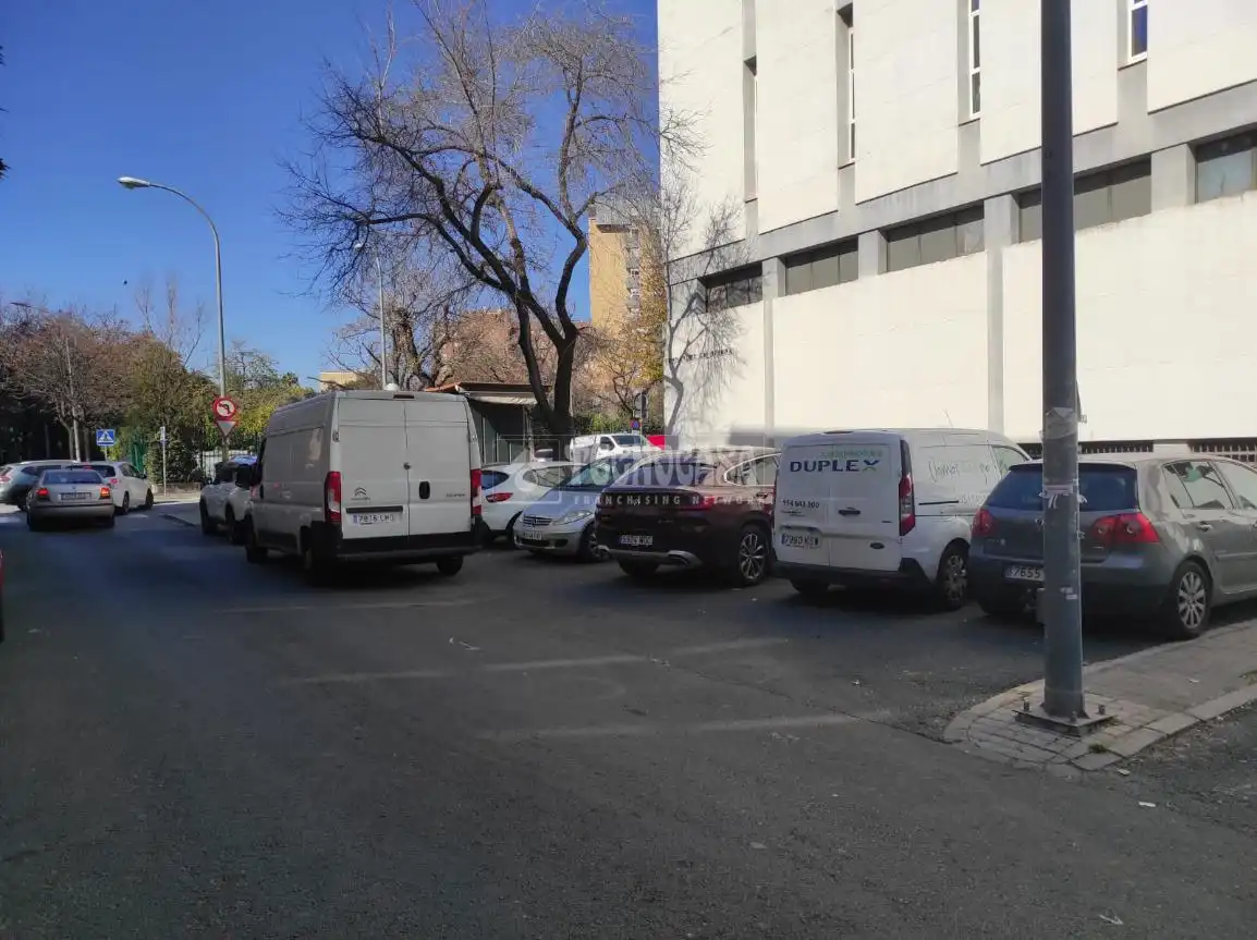 Aparcament de Garatge en venda en Sevilla