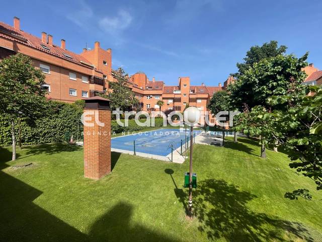 Piso en Alquiler en Calle Gimialcón en Santa Teresa