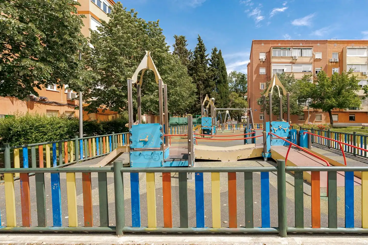 Vista exterior de Planta baja en venta en Madrid con Calefacción