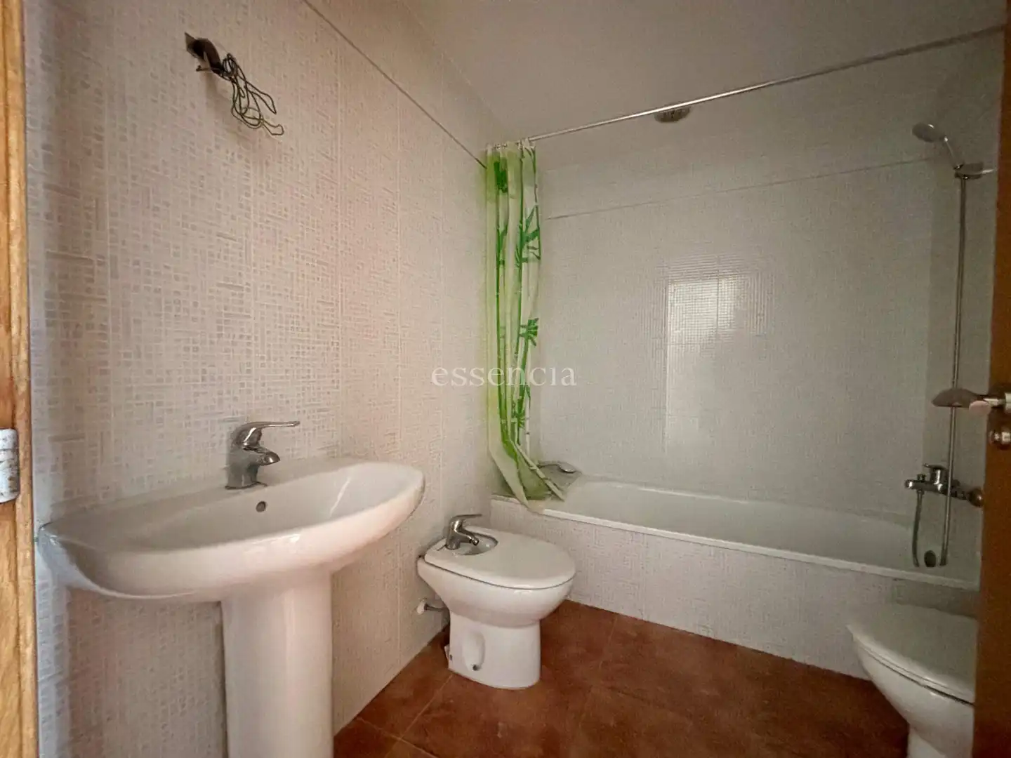 Bathroom of Attic for sale in Potries  with Terrace