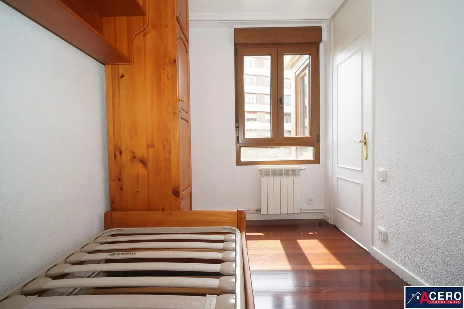 Habitación de Piso en venta en Santander con Calefacción y Parquet
