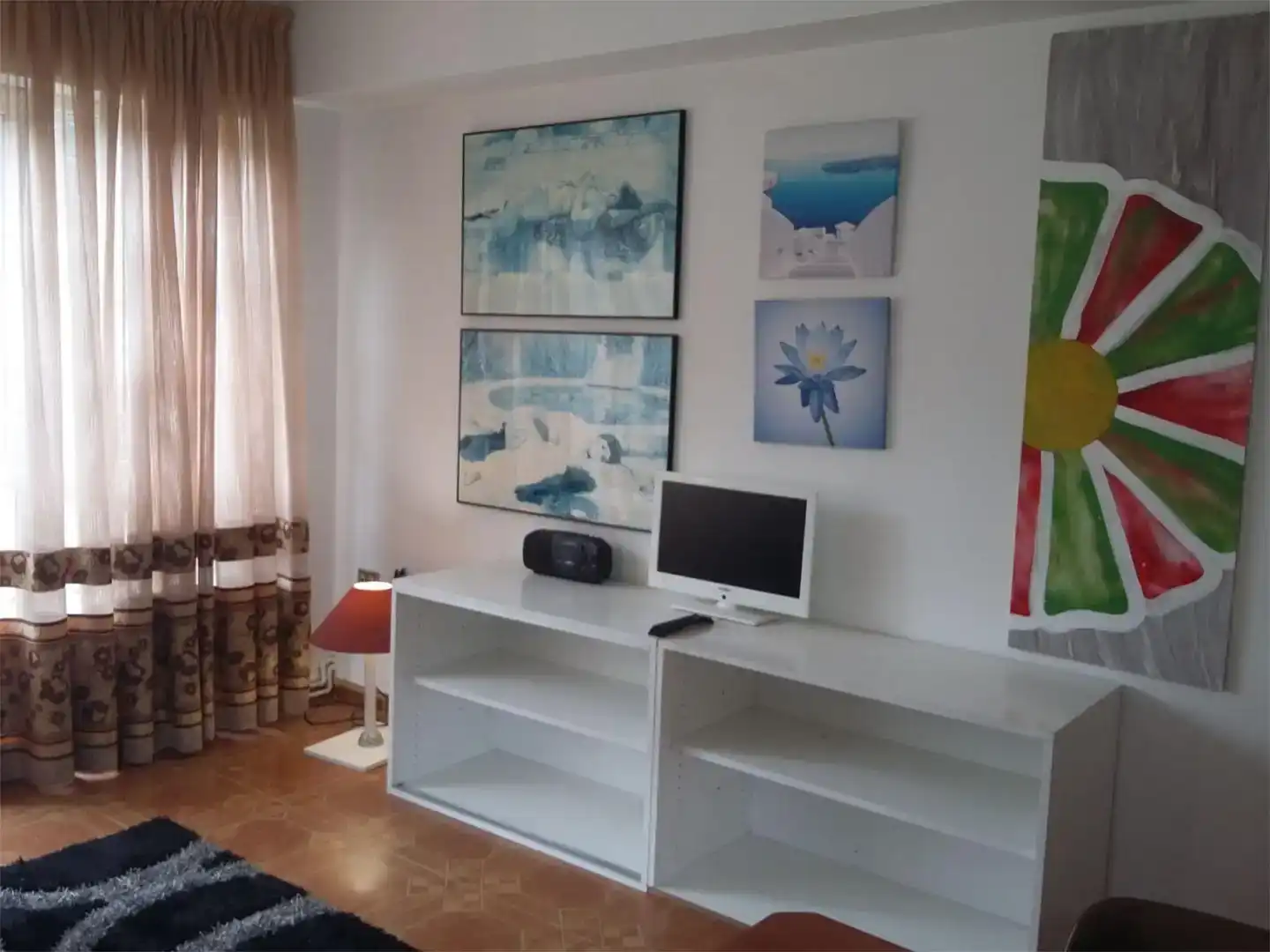 Wohnzimmer von Wohnung zur Miete in Ibias mit Parkett, Abstellraum und Möbliert