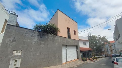 Foto 2 de Casa adosada en venda a Calle Maria Auxiliadora, Monte Lentiscal - Las Meleguinas, Santa Brígida
