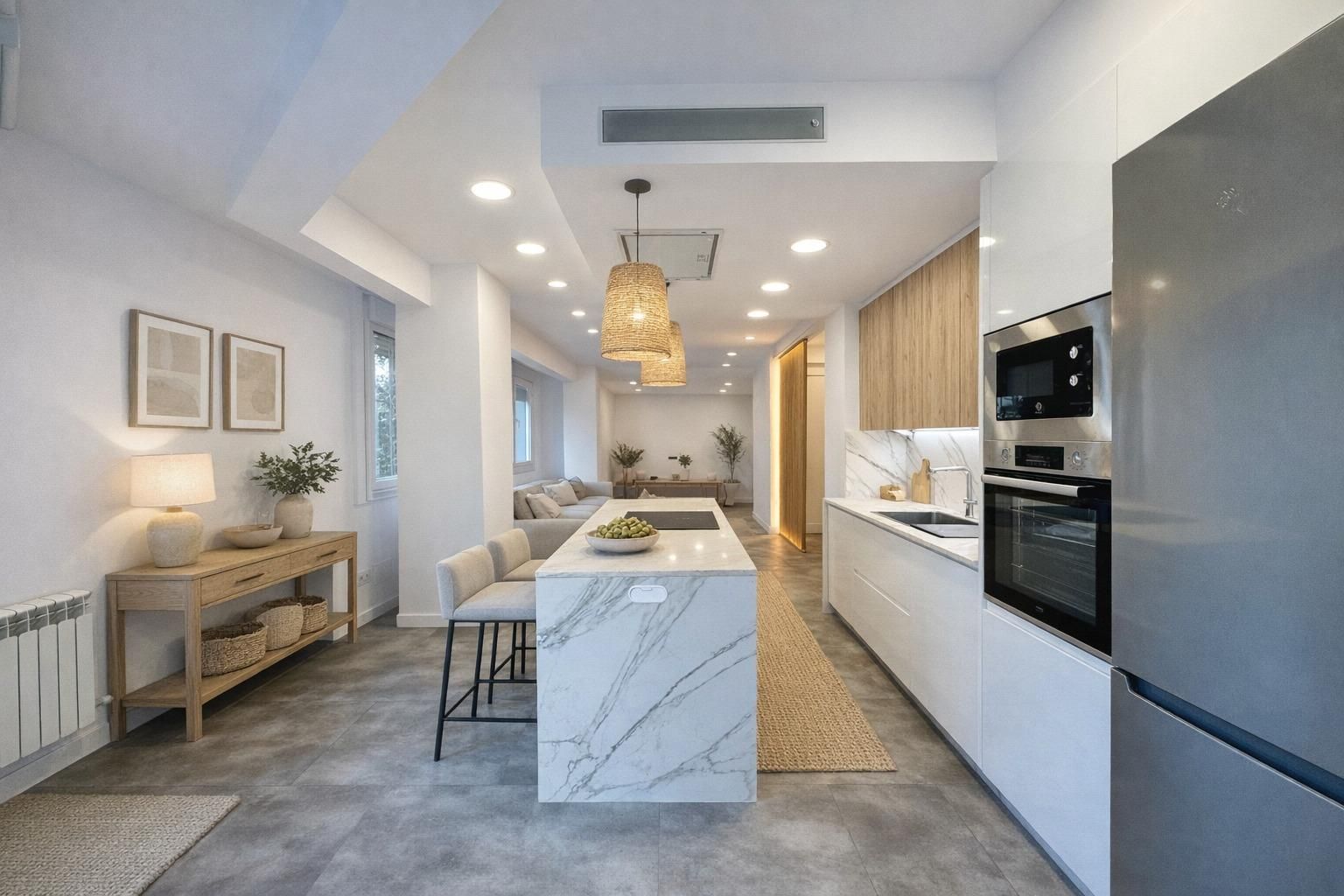 Kitchen of Flat for sale in Vigo   with Heating and Jacuzzi