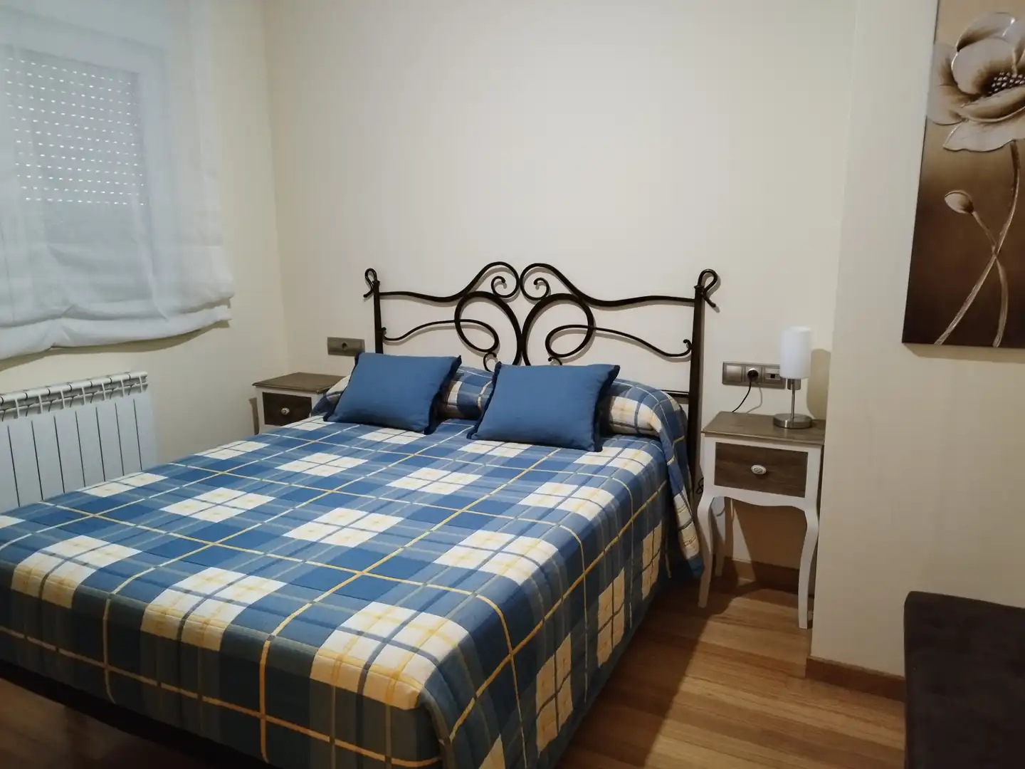 Dormitori de Apartament de lloguer en Foz amb Calefacció, Moblat i Forn